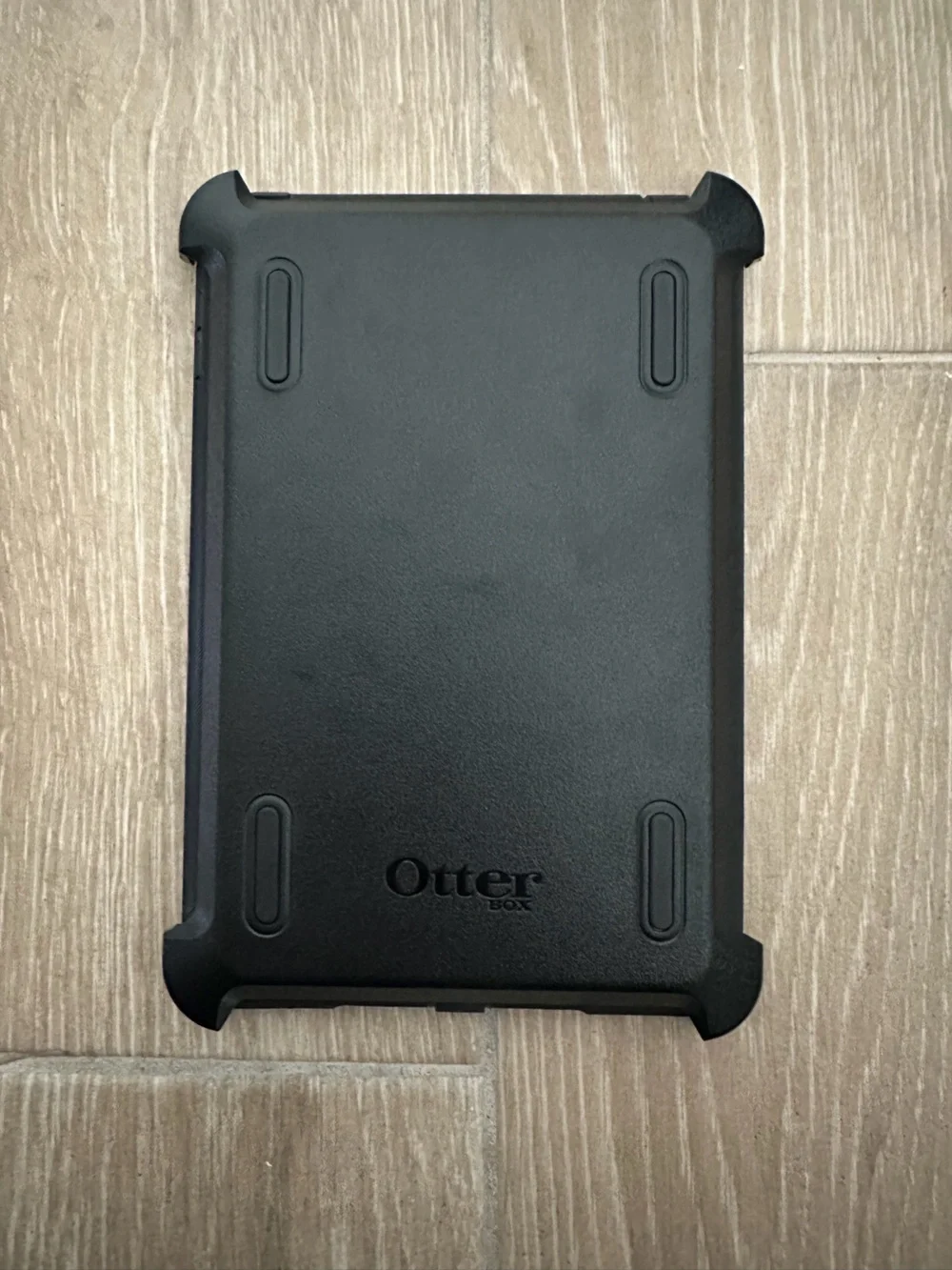 iPad mini 4 black otterbox case some mild wear shown